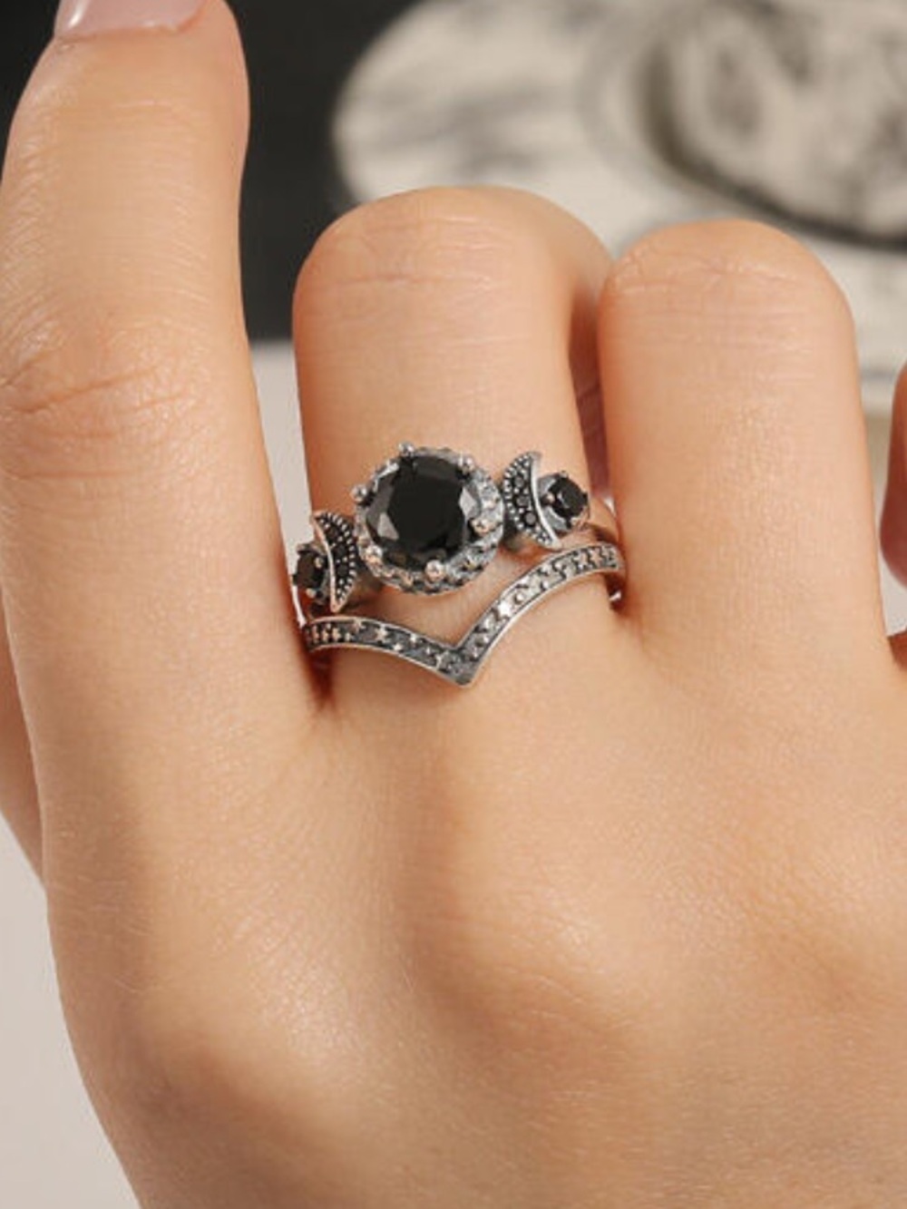 2x vintage silver color moon black stone